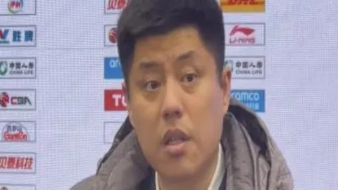 澳超盛宴连战告捷，11胜8负数据揭秘：进球疑云笼罩神秘战局！